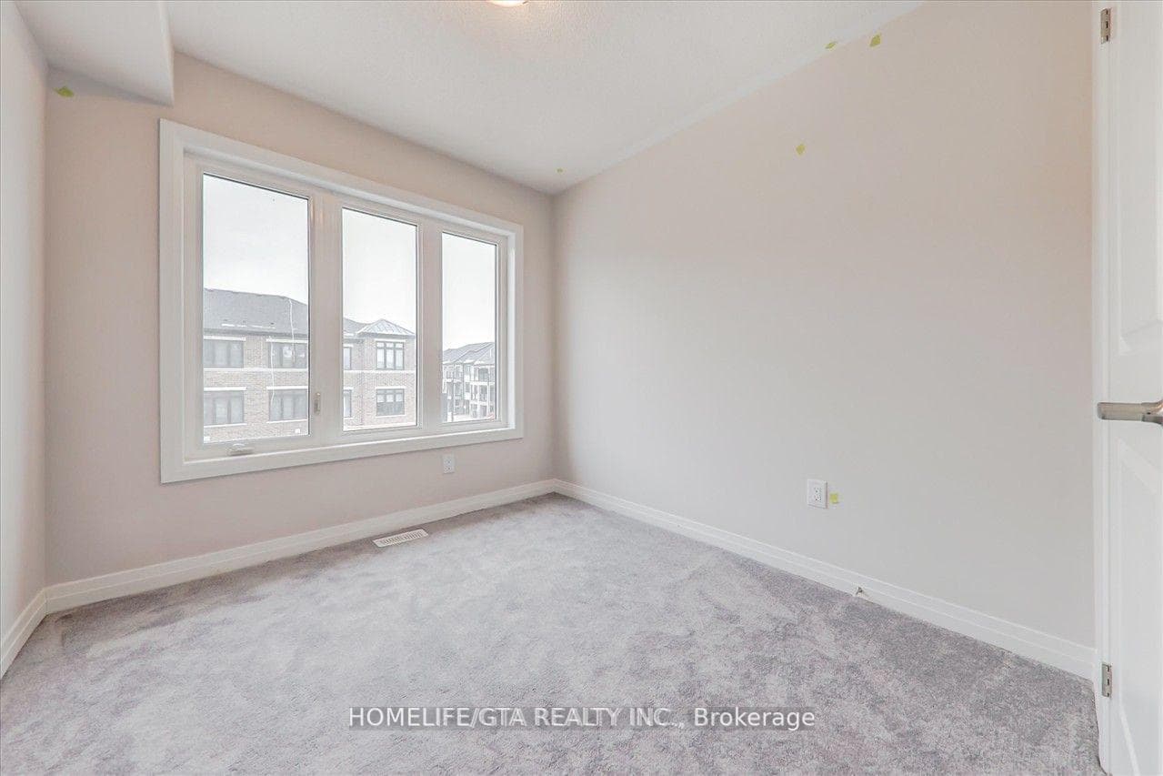 585 Colborne Street Unit 202 photo 29