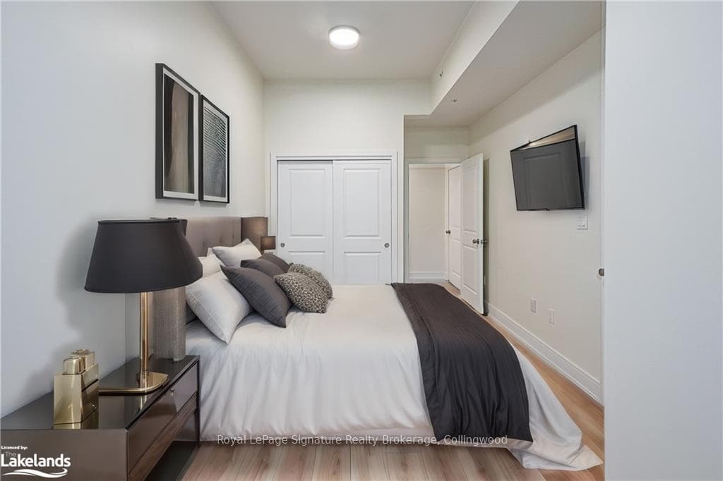 121 MARY Street Unit 208 photo 8
