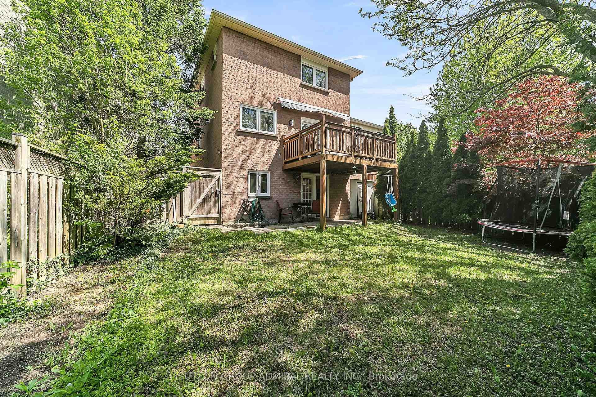 10 Park Lane Circle photo 48