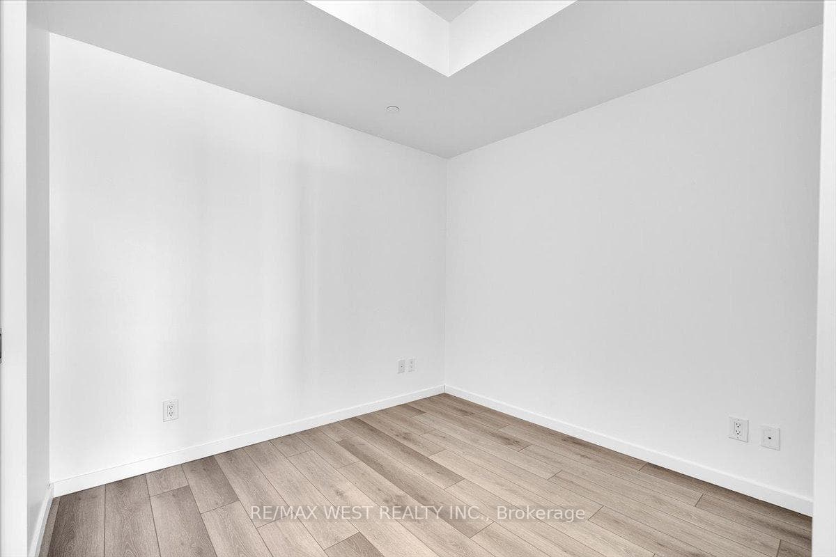 7 Smith Crescent Unit 616 photo 10