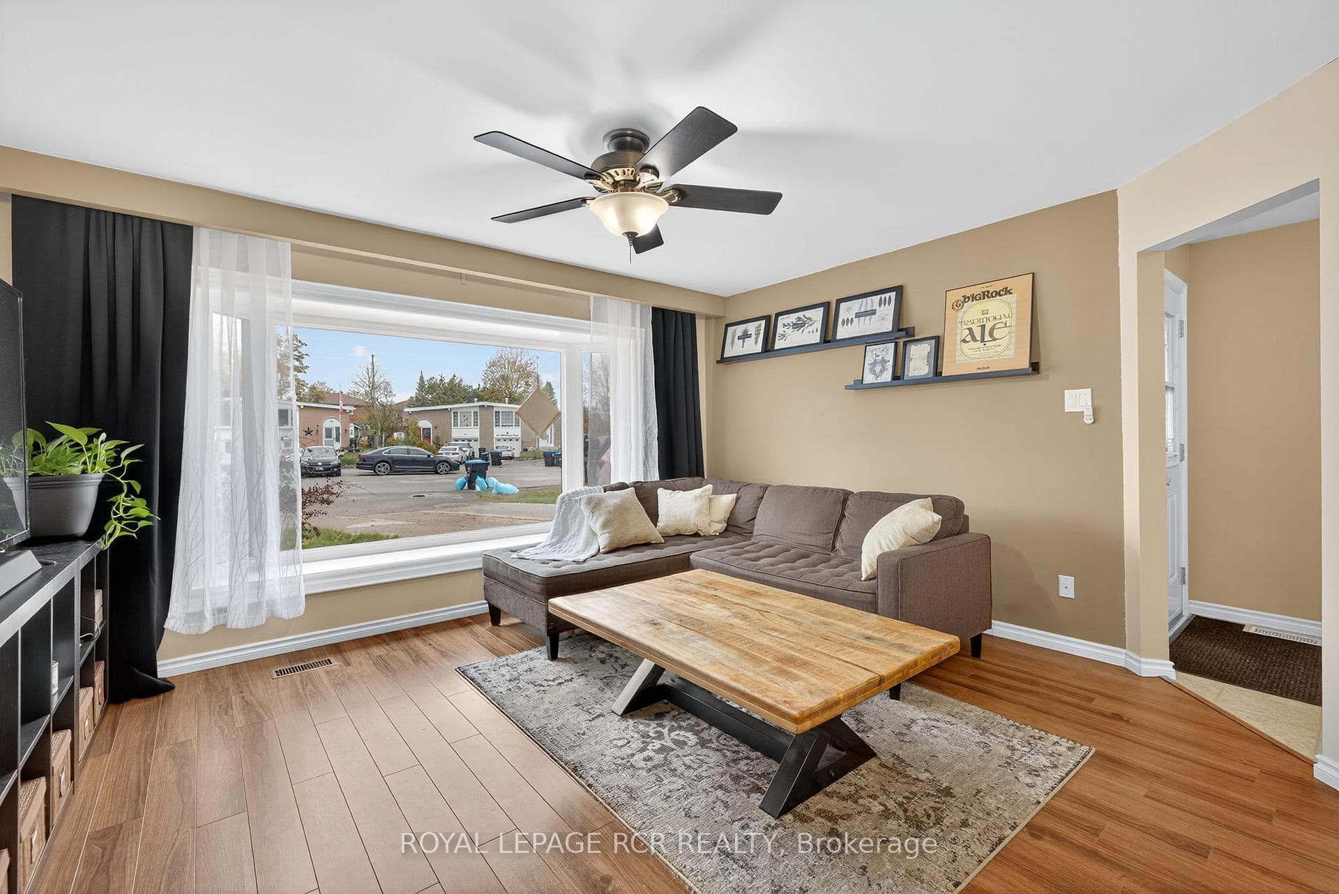 19 Alphonsus Court photo 6