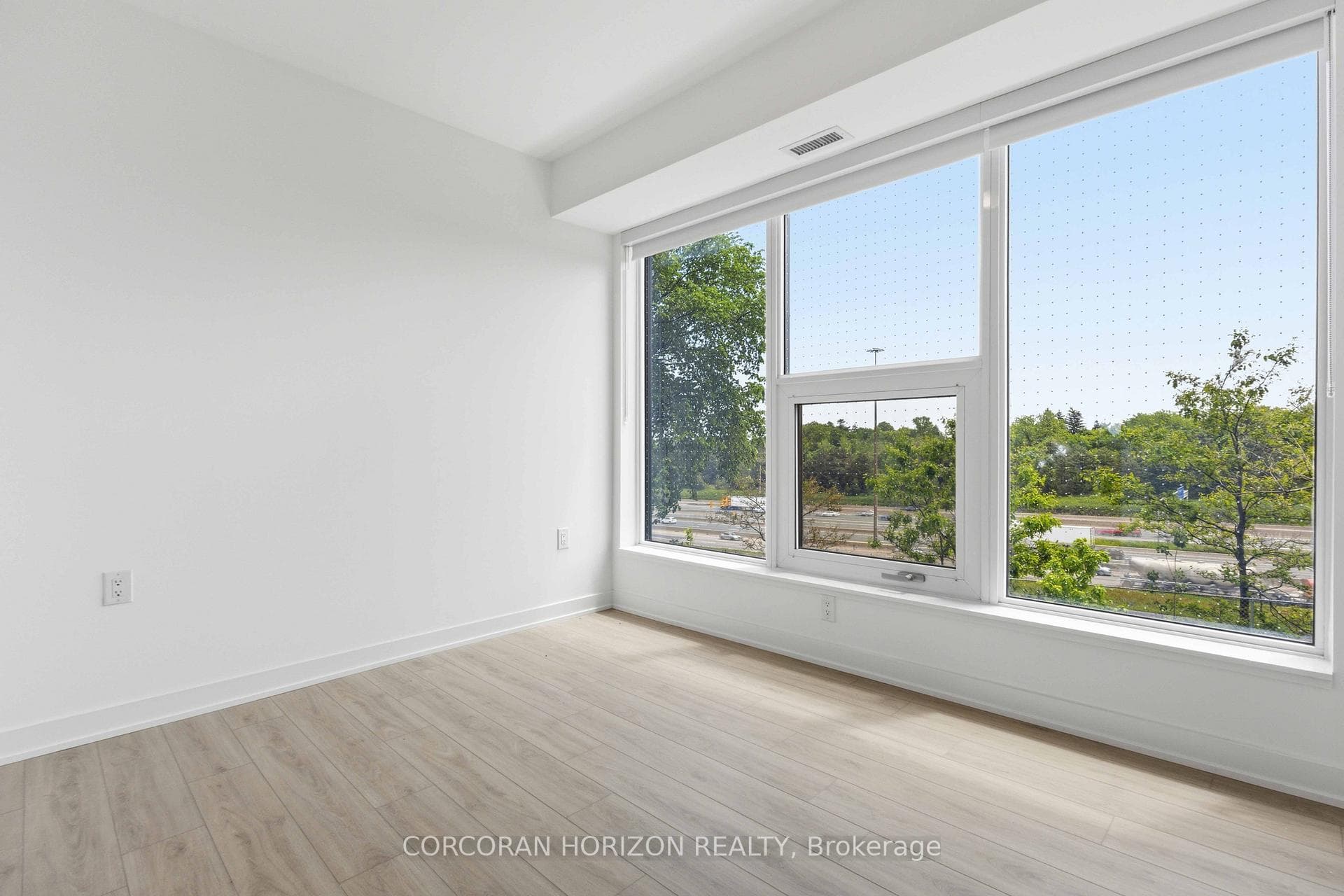 7439 Kingston Road Unit 205 photo 24