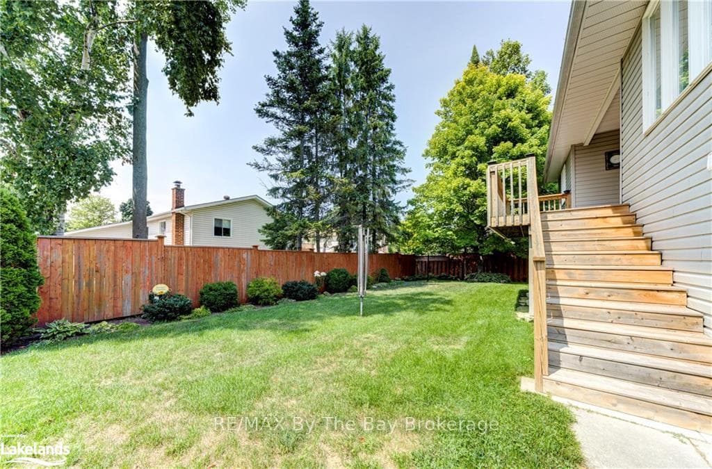 18 RIVERDALE Drive photo 38