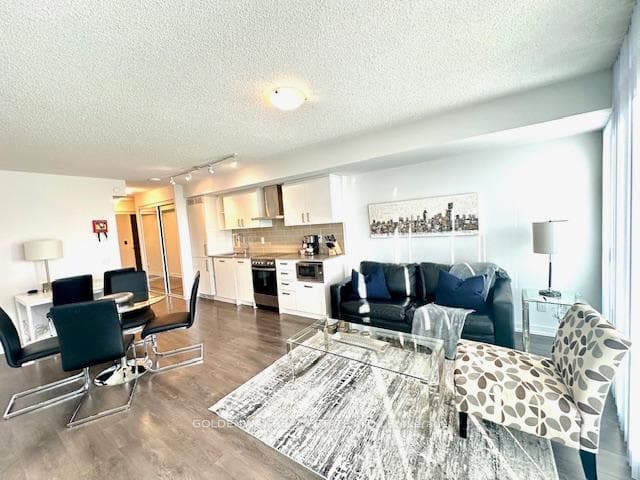 125 Redpath Avenue Unit 1808 photo 1