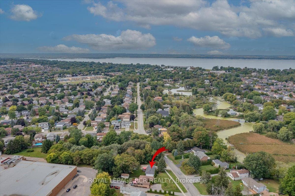 15 Riverglen Drive photo 36