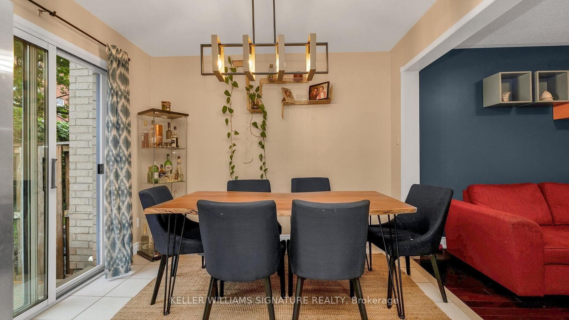 5525 Palmerston Crescent Unit 7 photo 17