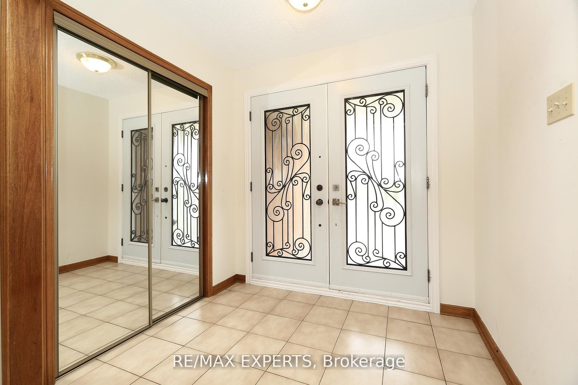 129 Father Ermanno Crescent photo 4
