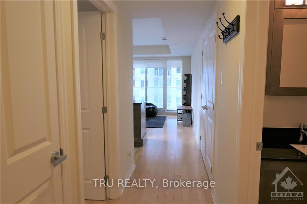 242 RIDEAU Street Unit 508 photo 16