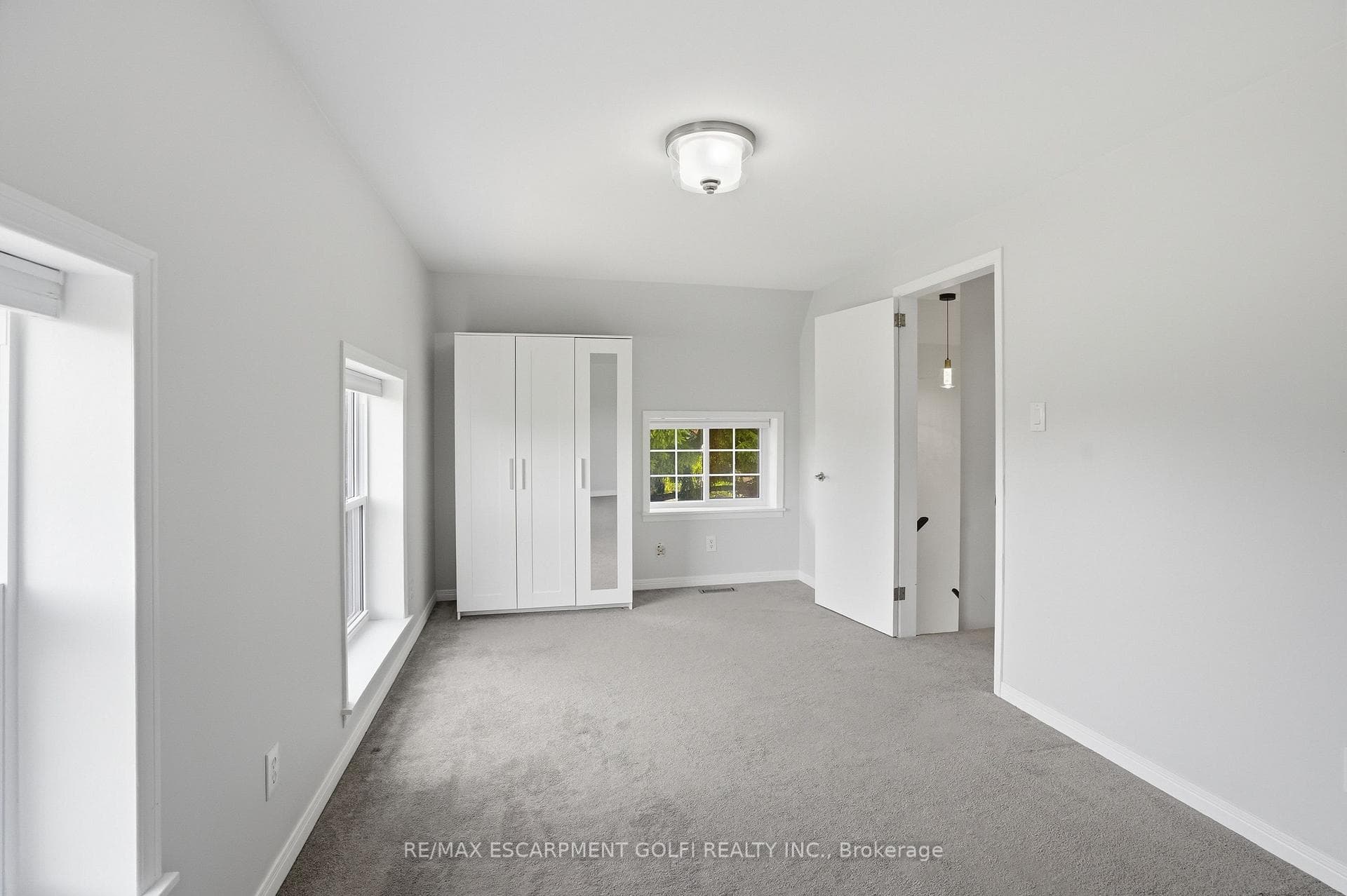 292 MAIN Street Unit C photo 22