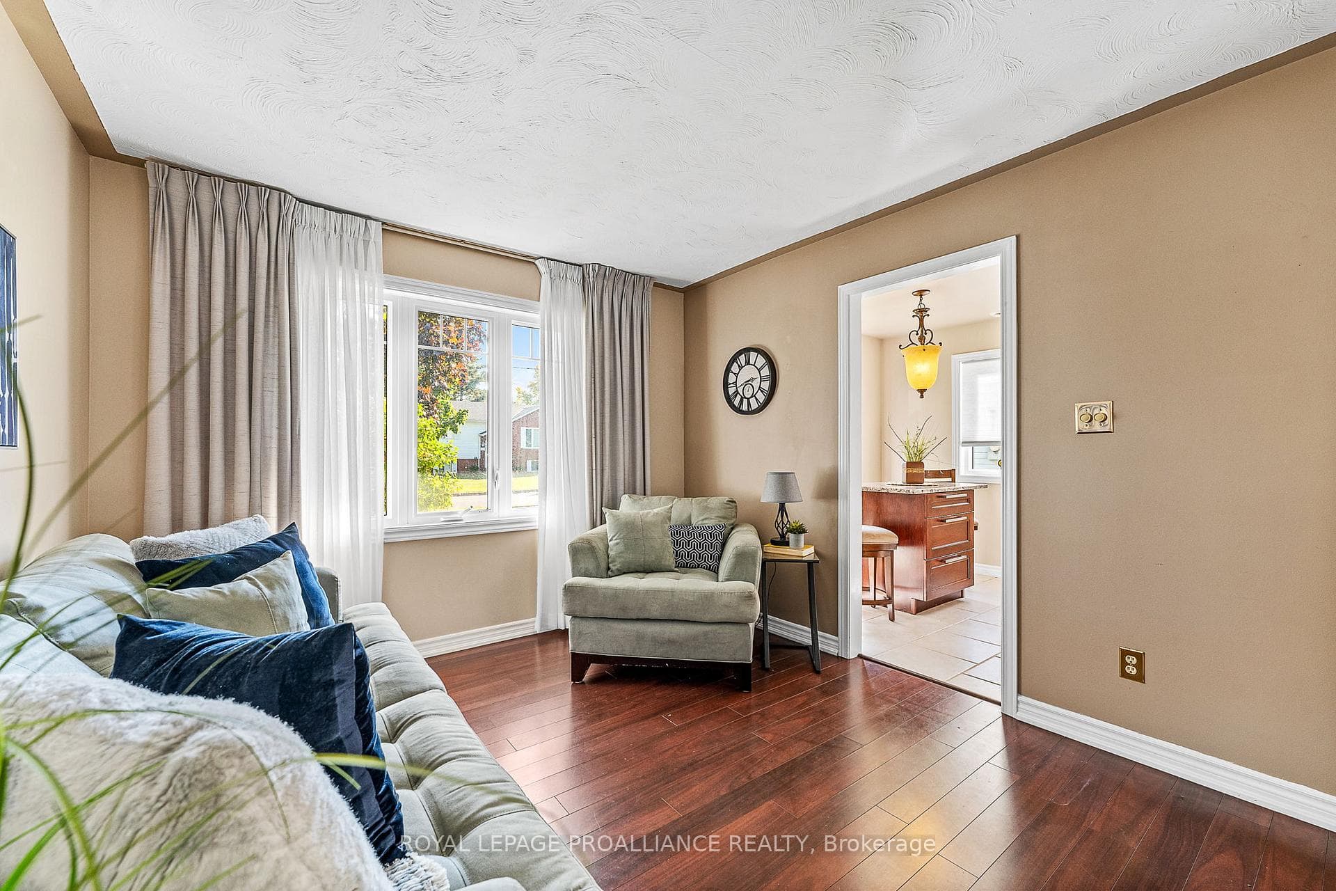 14 Catherine Crescent photo 7