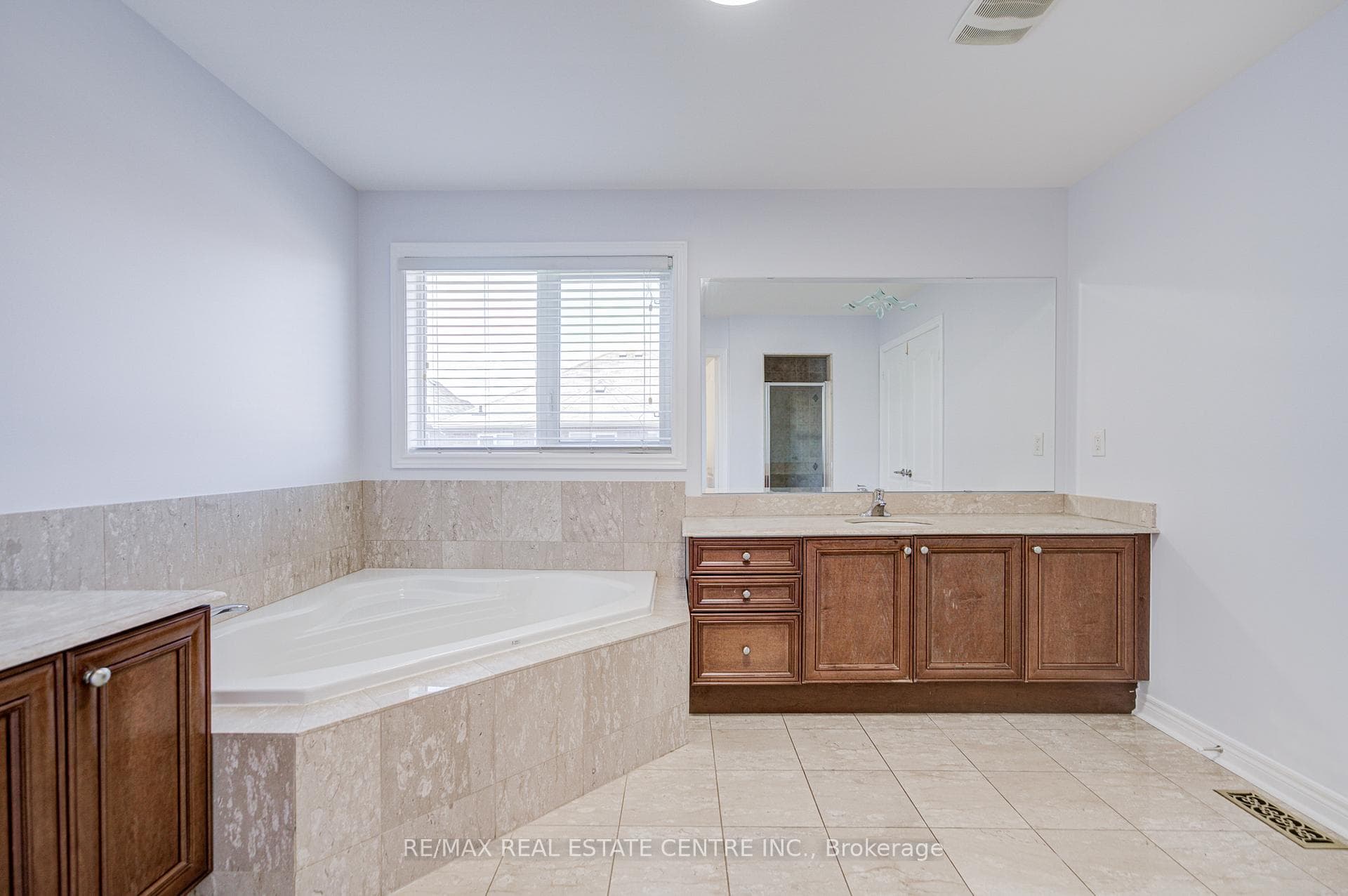 3275 Tacc Drive photo 40