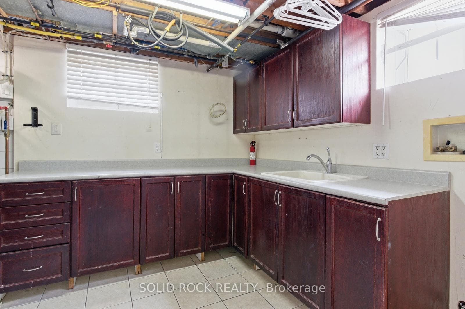 627 Upper Sherman Avenue photo 29