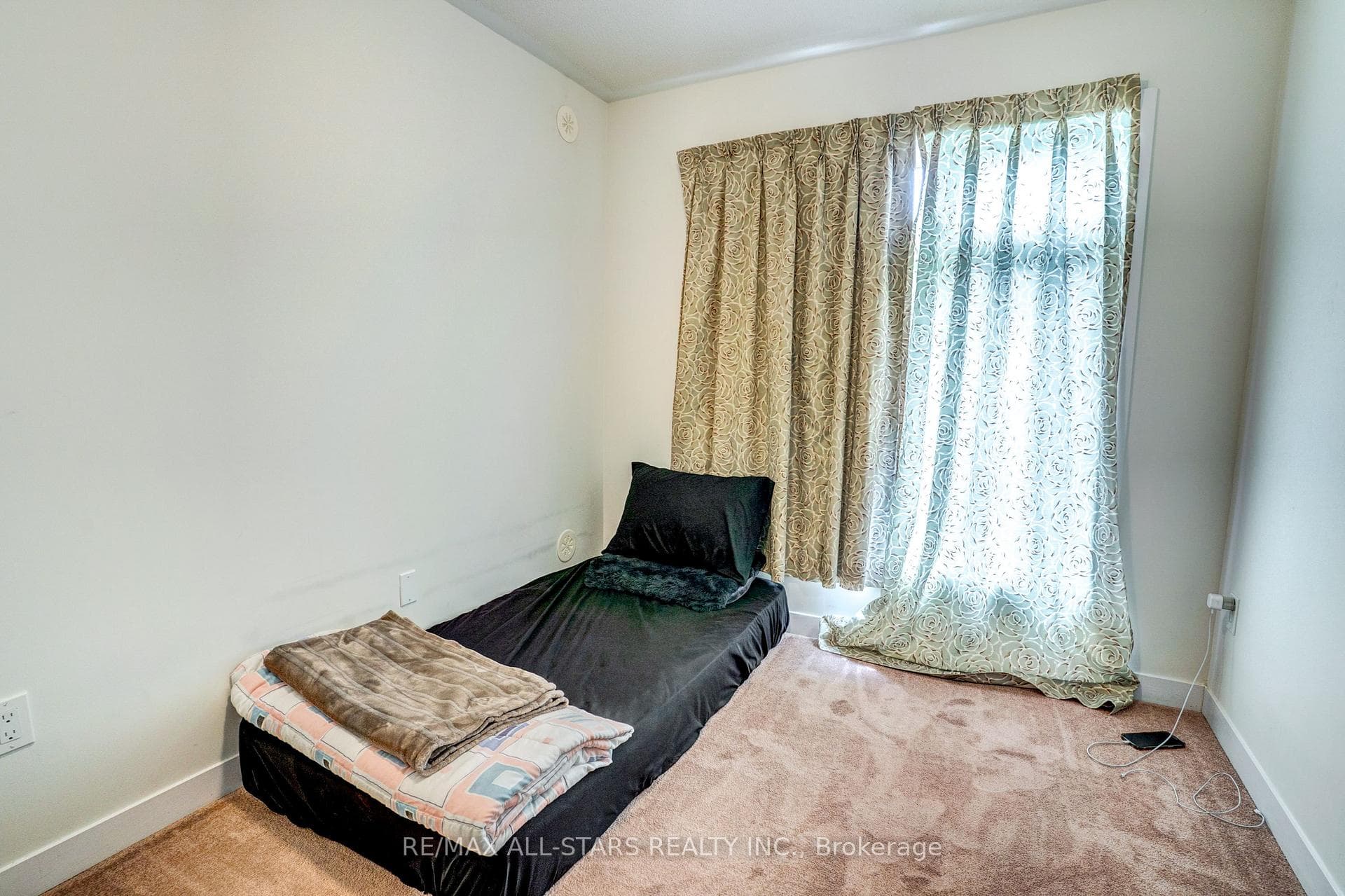 1865 Pickering Parkway Unit #904 photo 25
