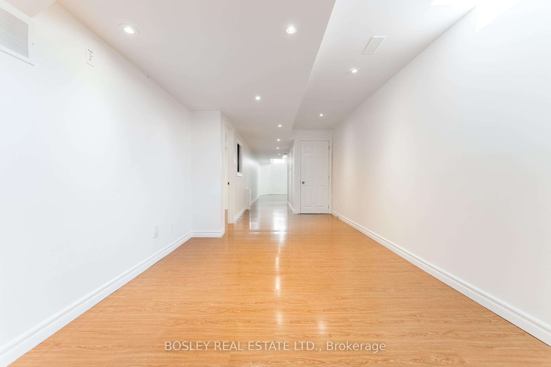 2 Cobblehill Court photo 33