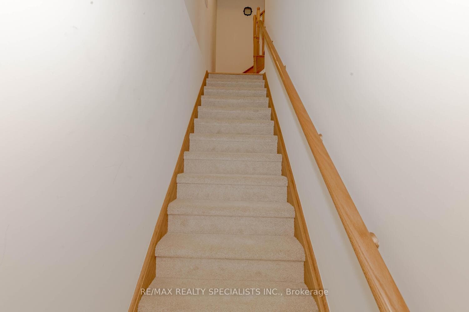14 Emmas Way photo 7
