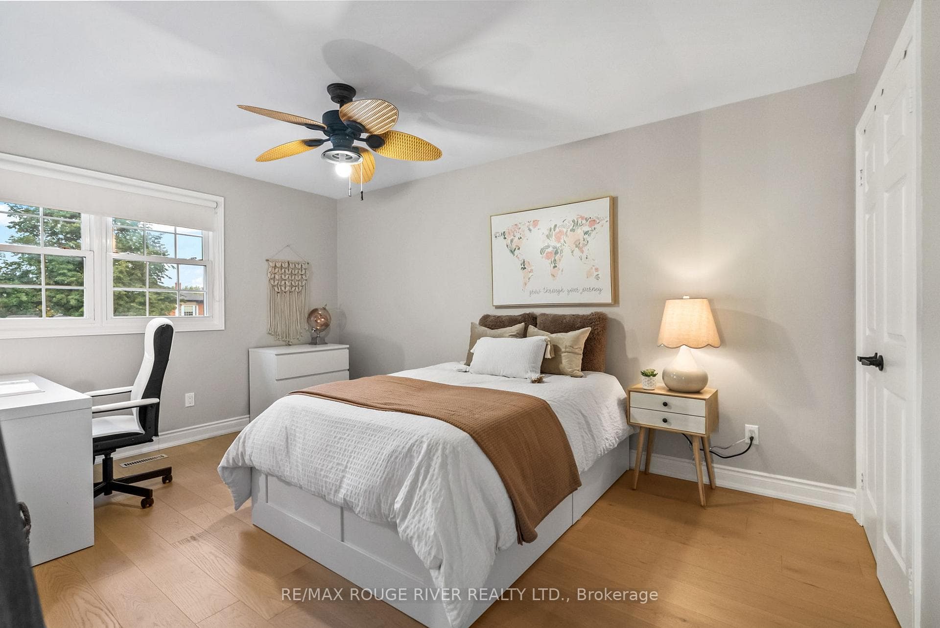 79 Lipton Crescent photo 23