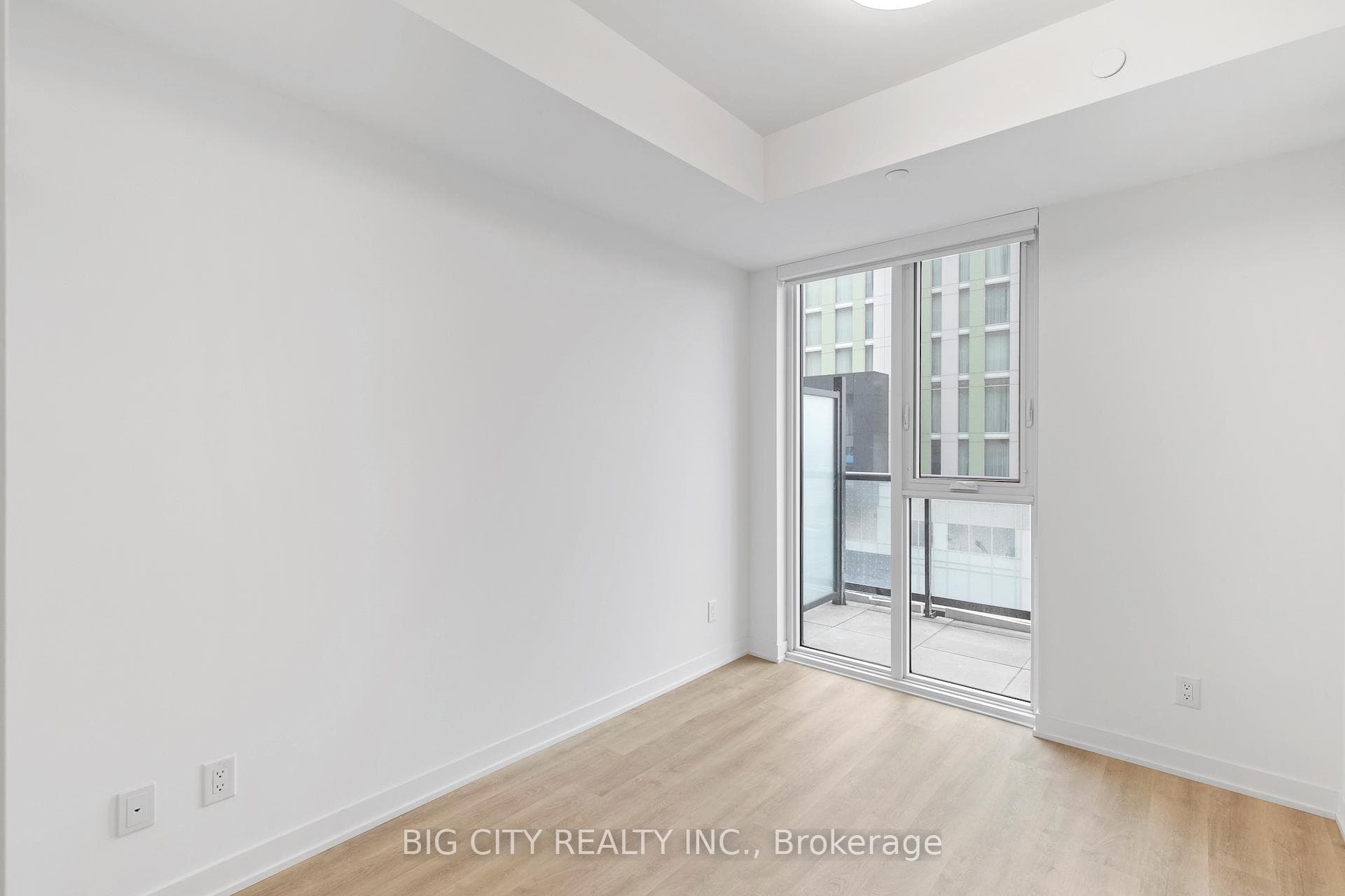 8119 Birchmount Road Unit 517 photo 11