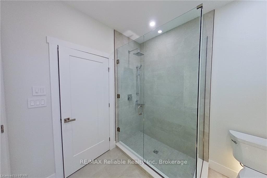 8 THIMBLEWEED Drive photo 41