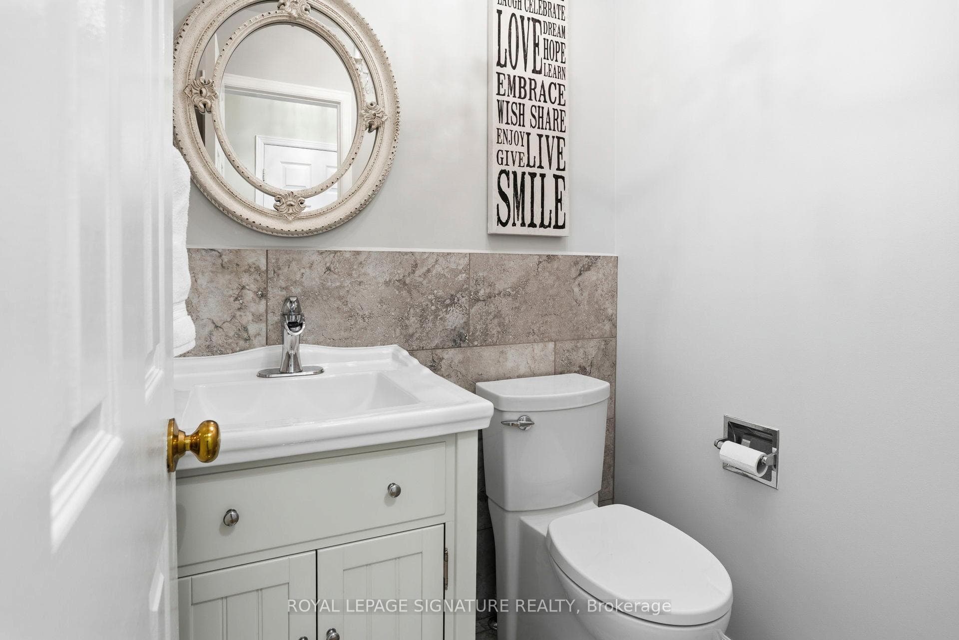 18 Webster Way photo 17