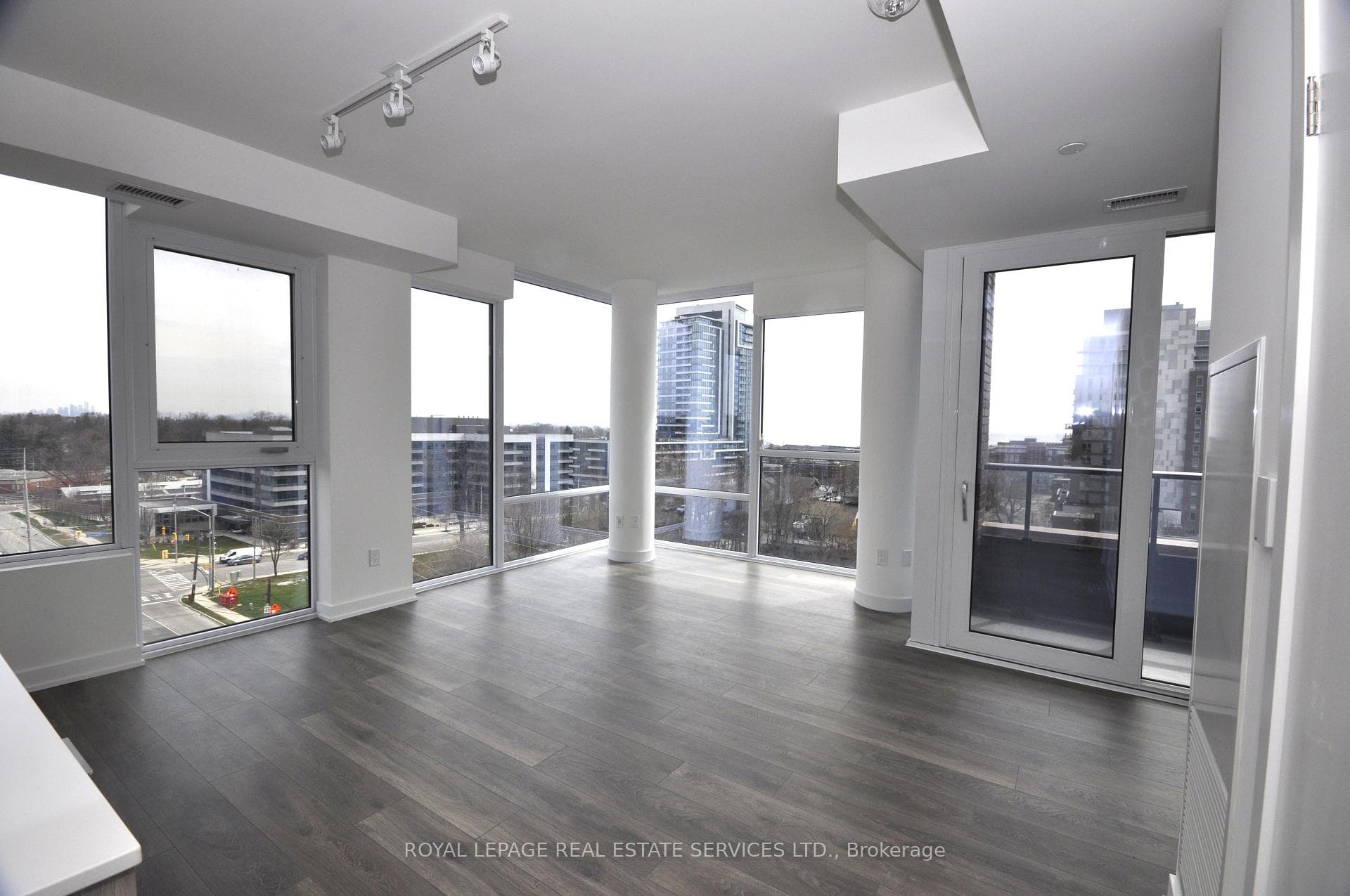 28 Ann Street Unit 708 photo 10