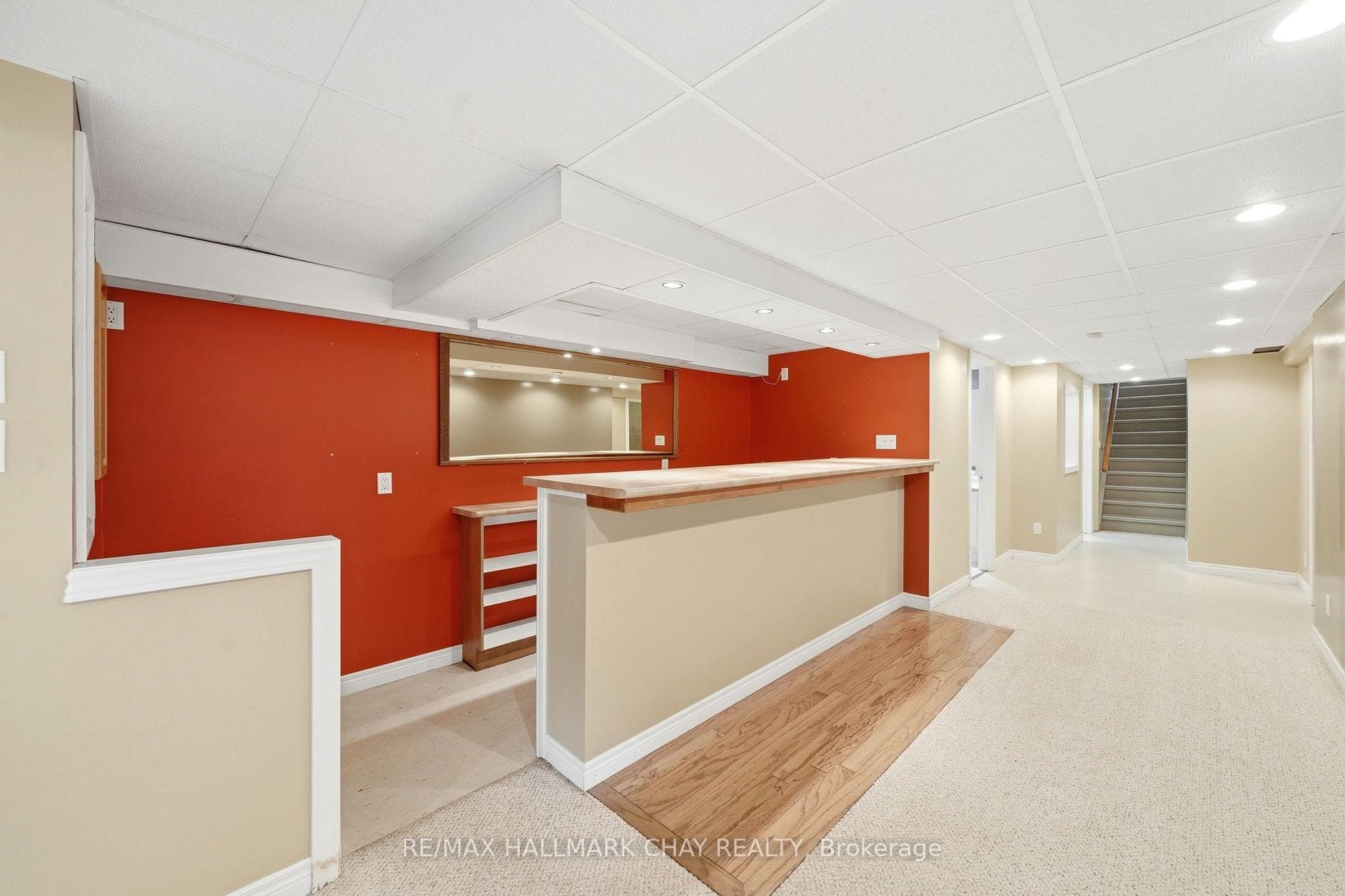 14 Douglas Drive photo 32