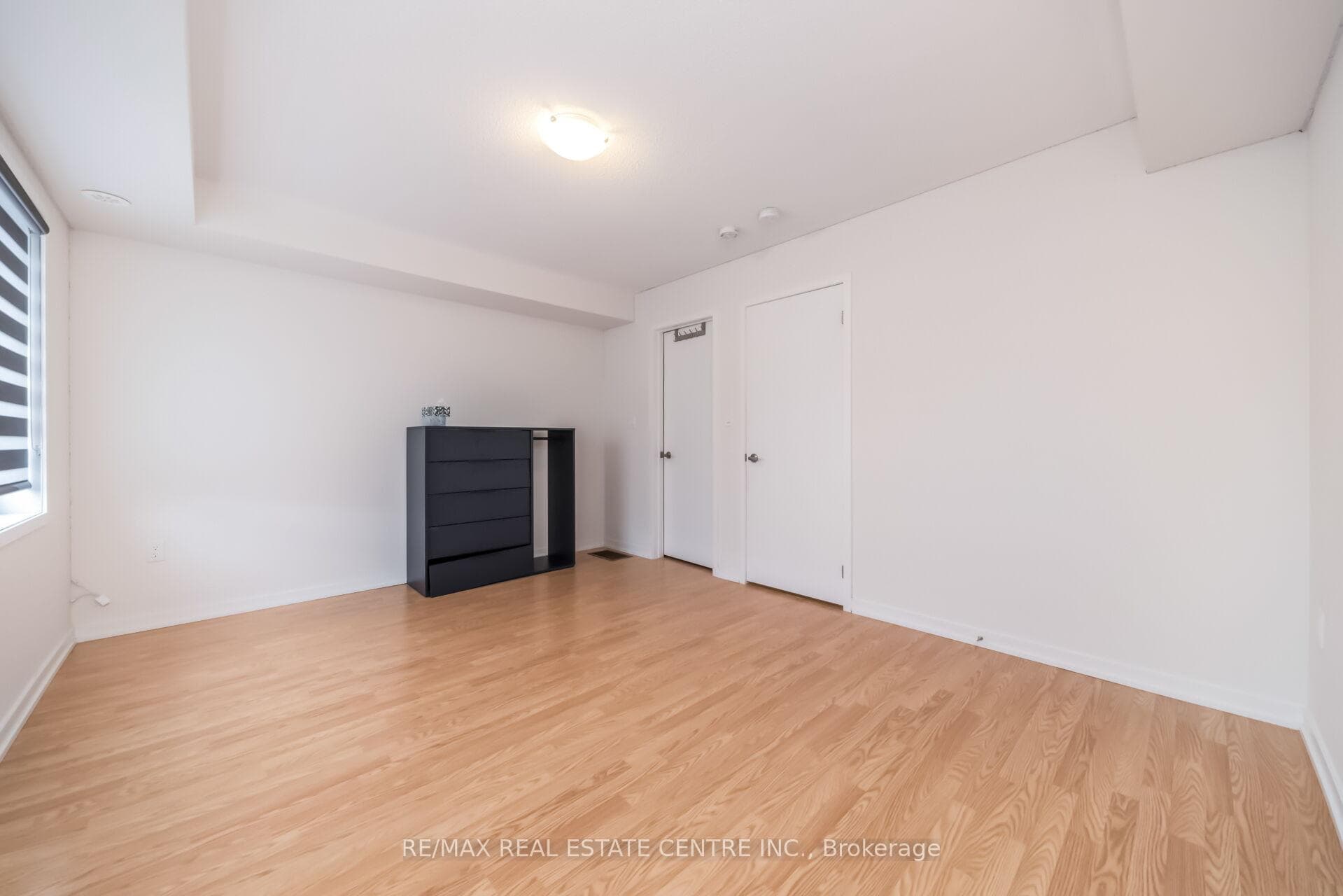 30 Lambert Lane photo 21
