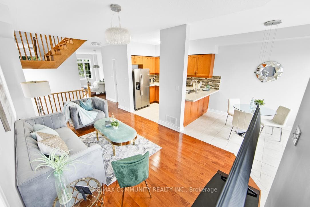 14 Montagues Lane photo 11