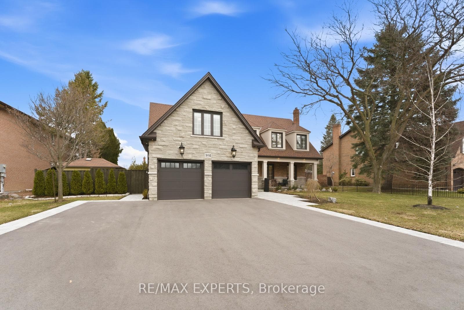 102 Kiloran Avenue photo 3