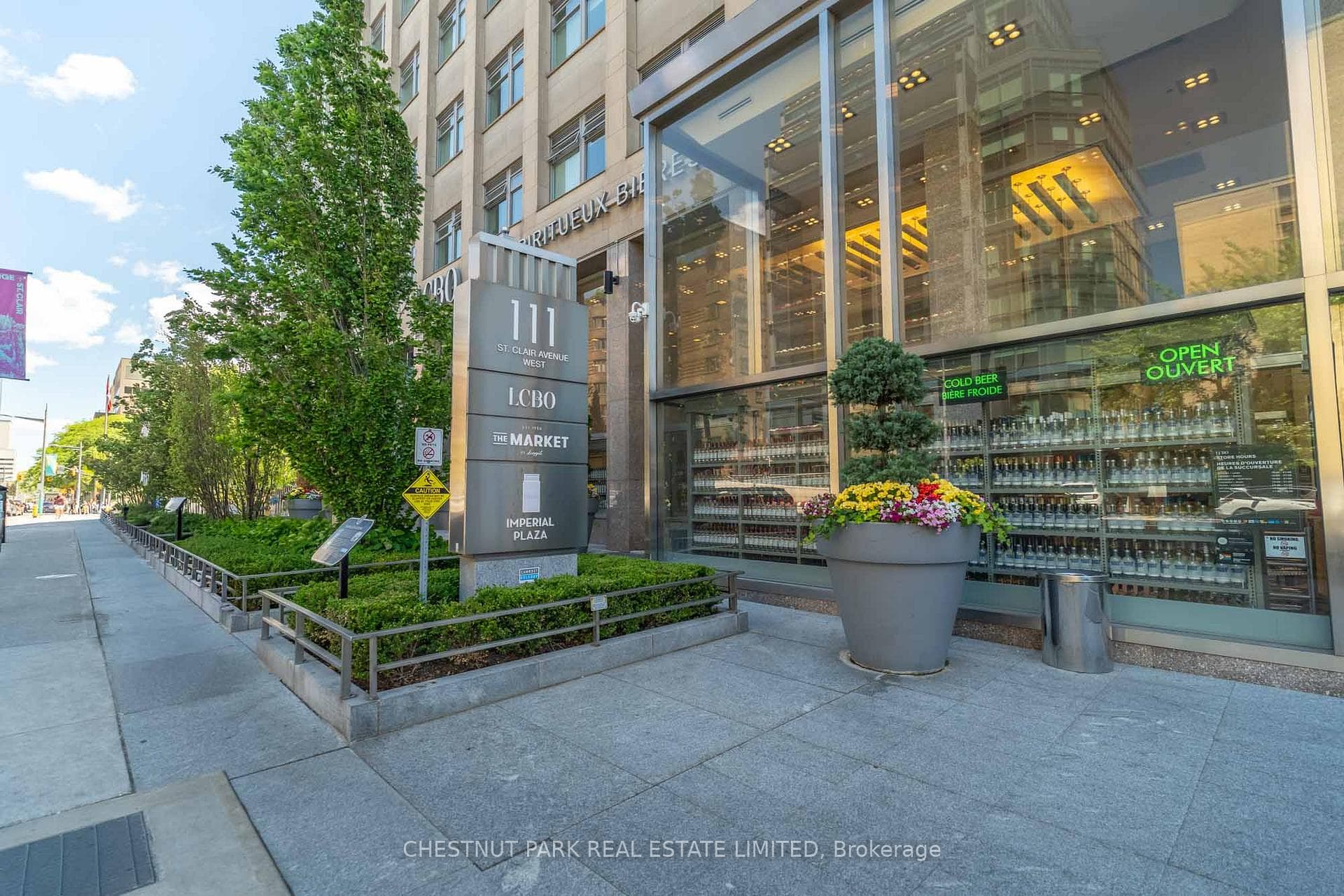 111 St Clair Avenue Unit 320 photo 40