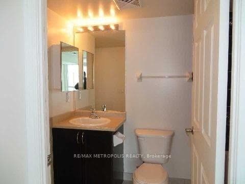 19 Grand Trunk Crescent Unit 3201 photo 5