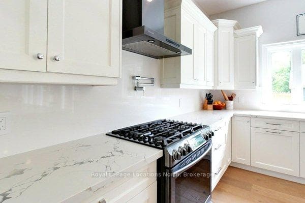 245 Jane Street photo 31