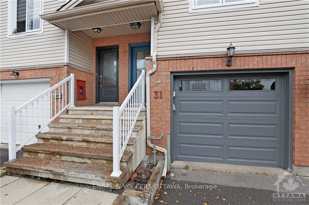 31 YORKVILLE Street photo 2