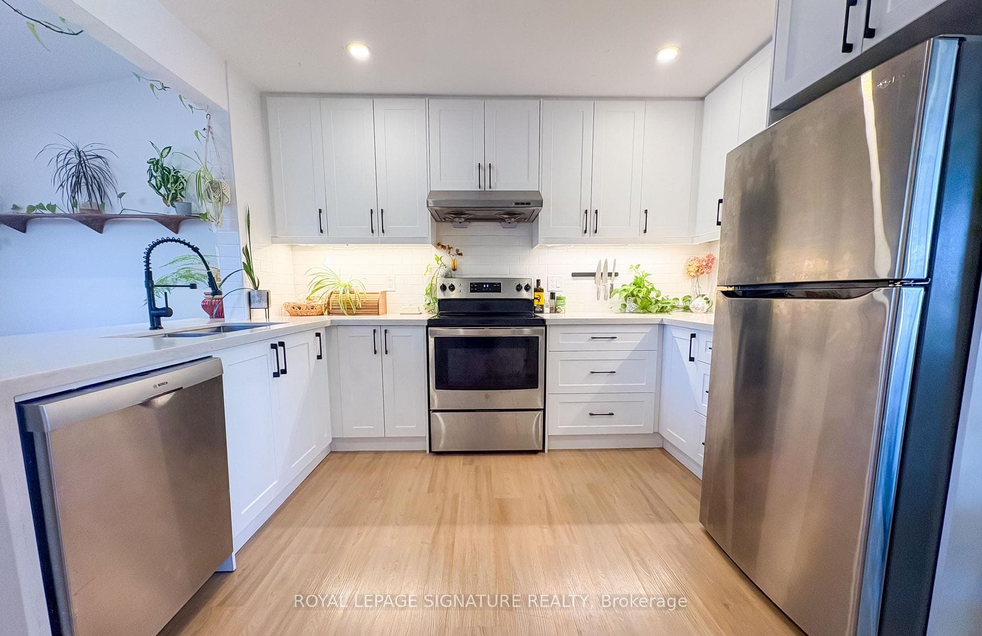 437 Upper Kenilworth Avenue Unit Unit #Main photo 16
