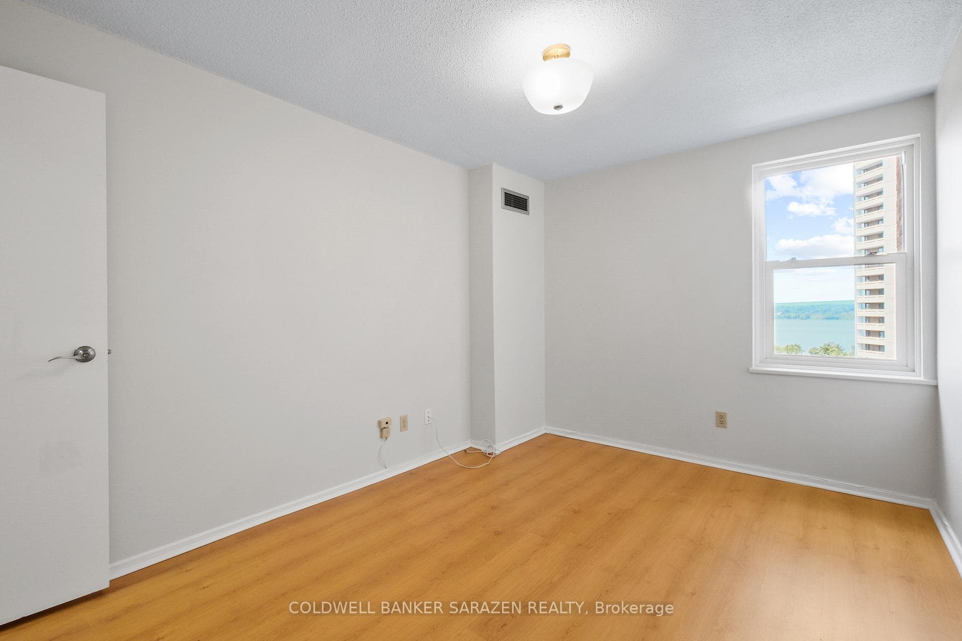 1100 Ambleside Drive Unit 1115 photo 22