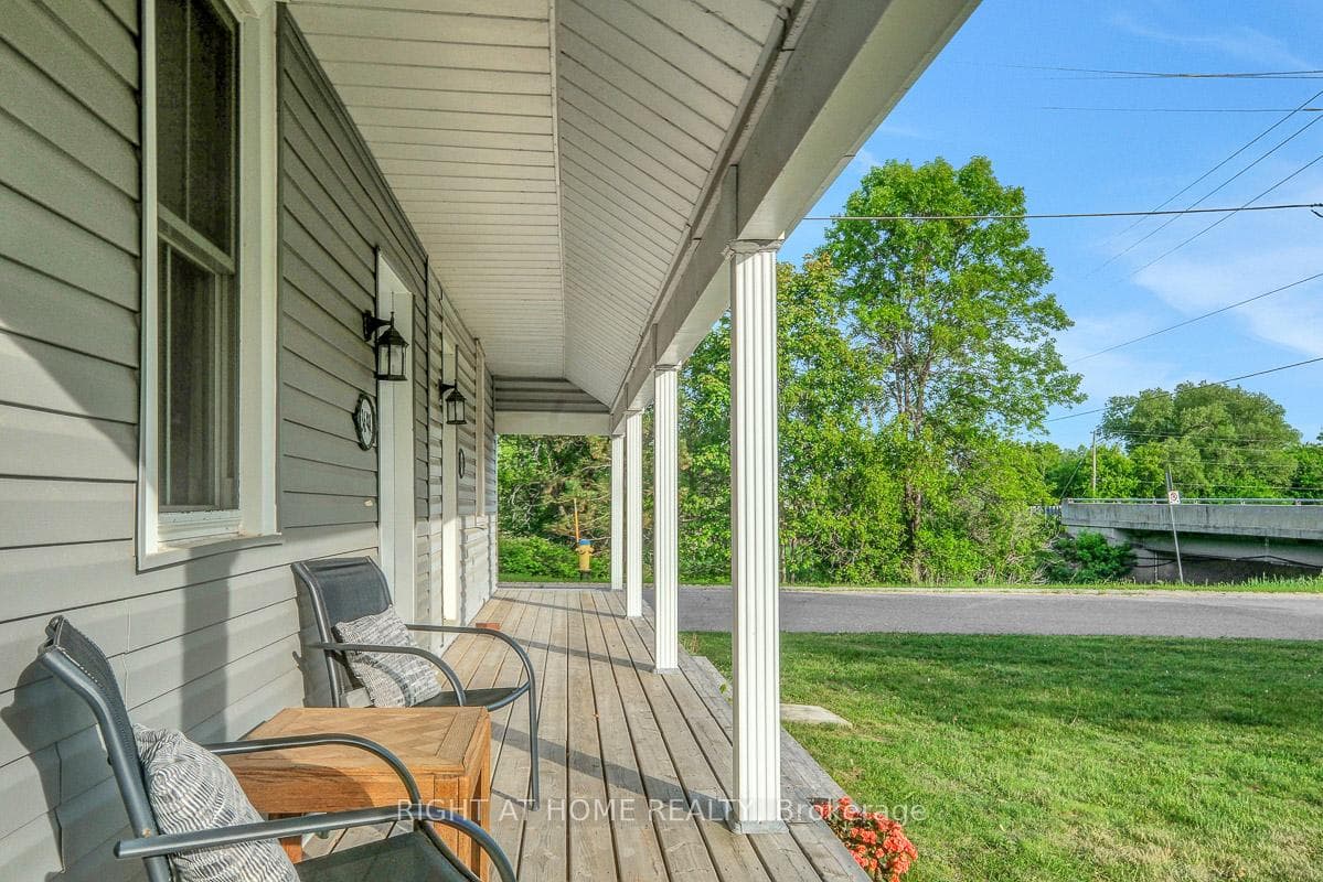 3698 Carp Road photo 3
