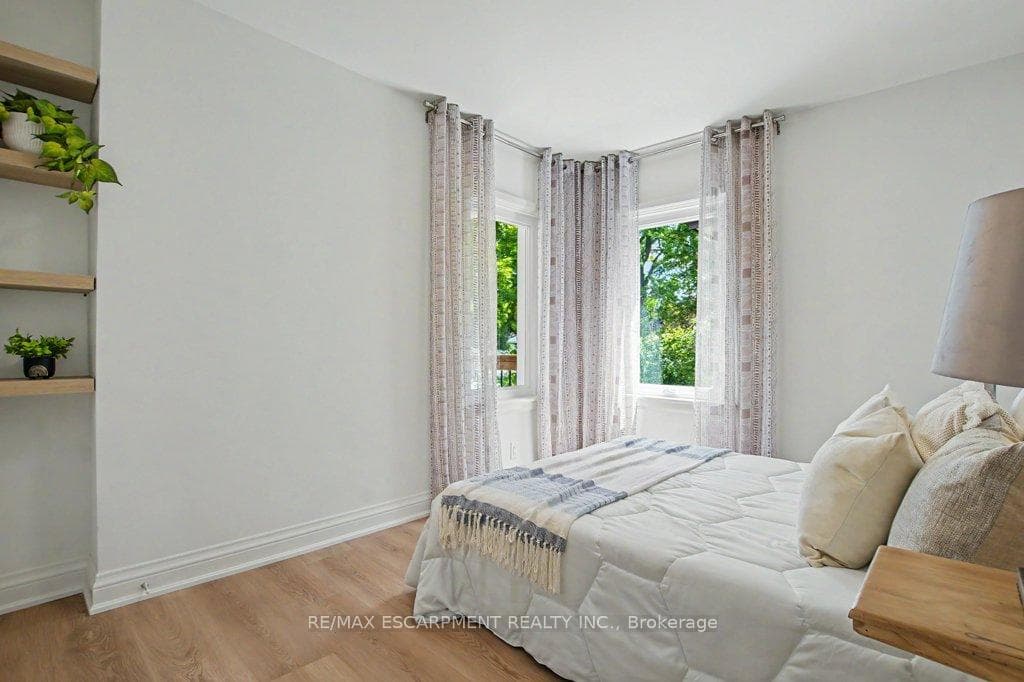 72 Mountain Park Avenue photo 22