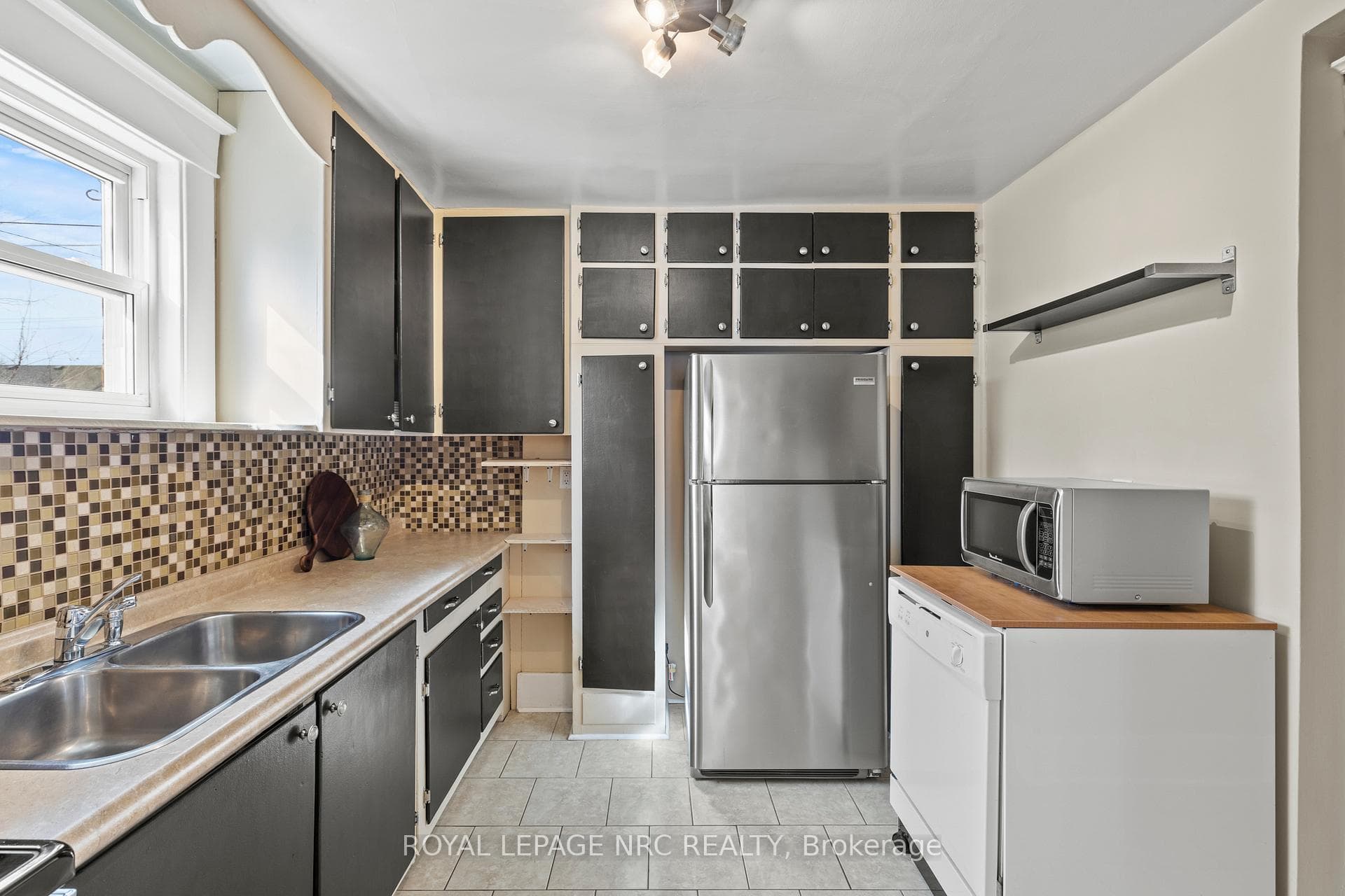 5266 Mcrae Street photo 12