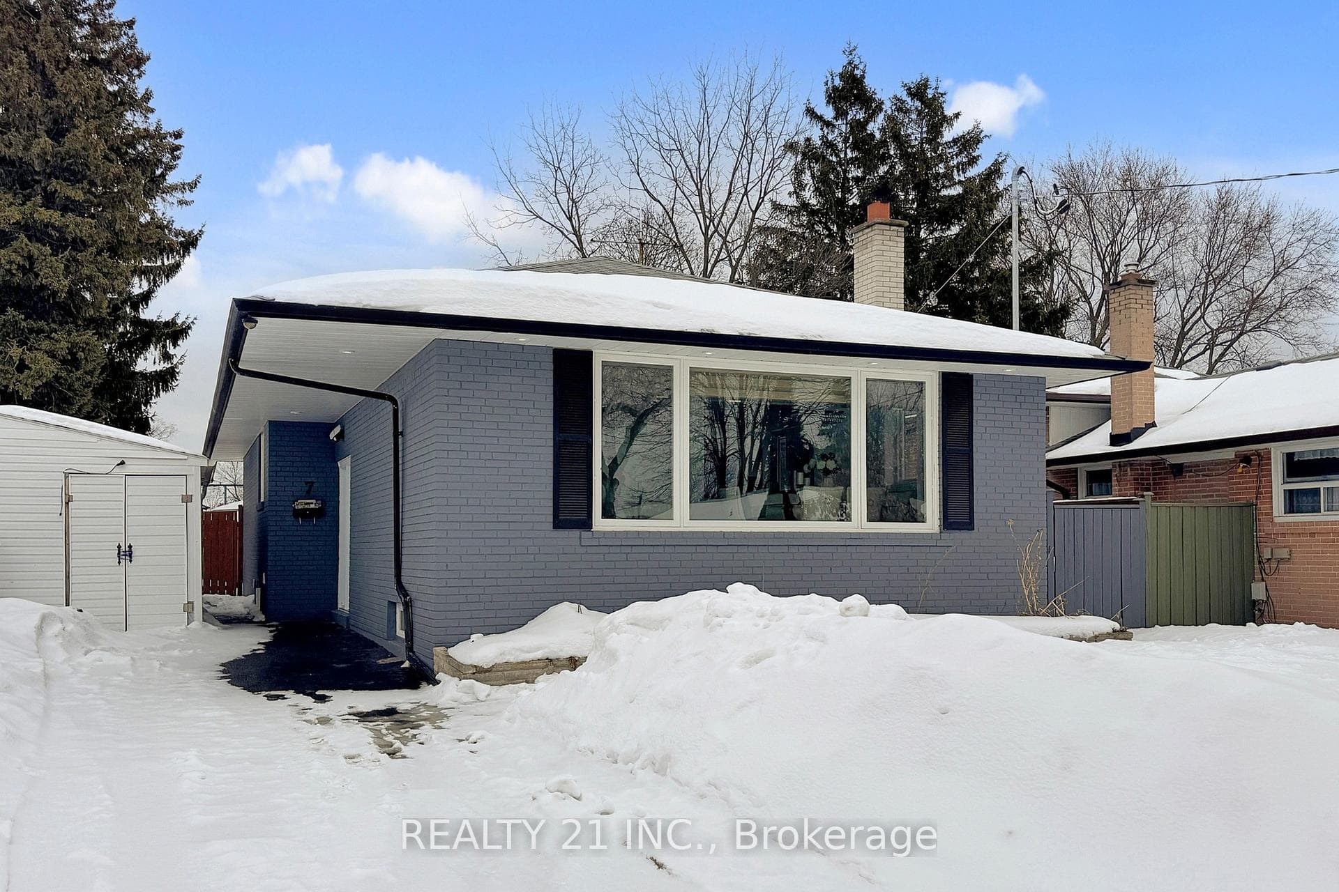 7 Stoney Creek Drive photo 2
