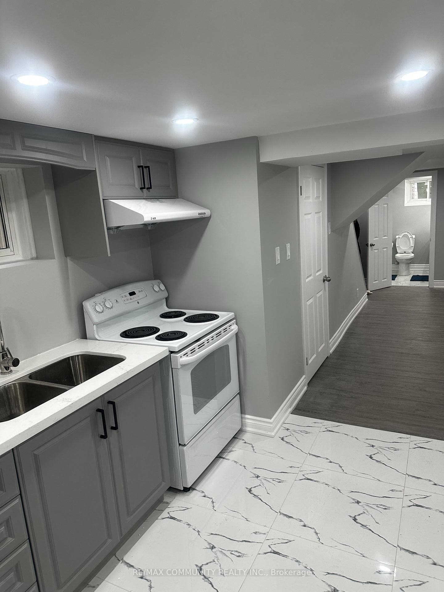 43 Lewiston Road photo 10