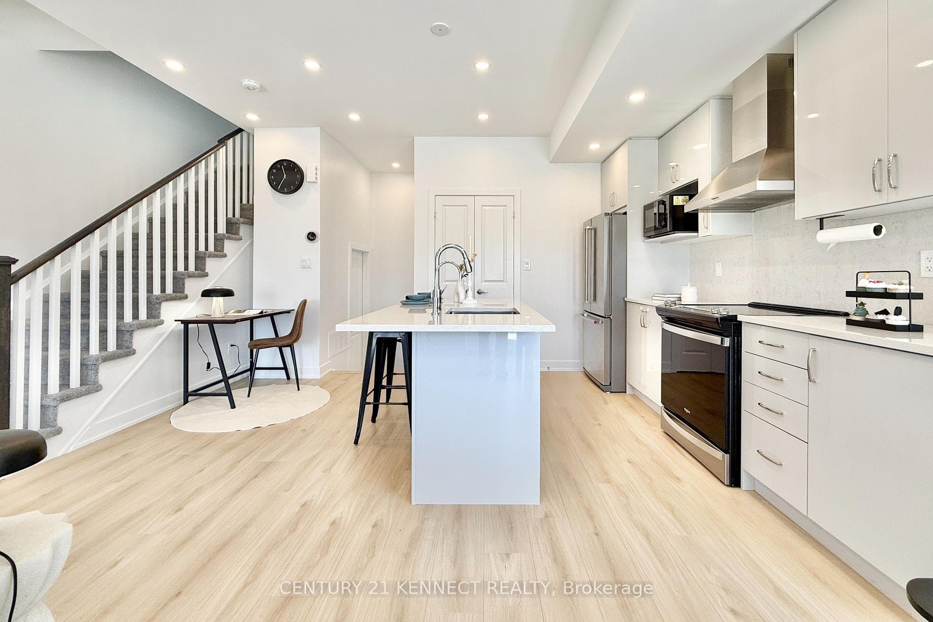 11 Canton Lane photo 11