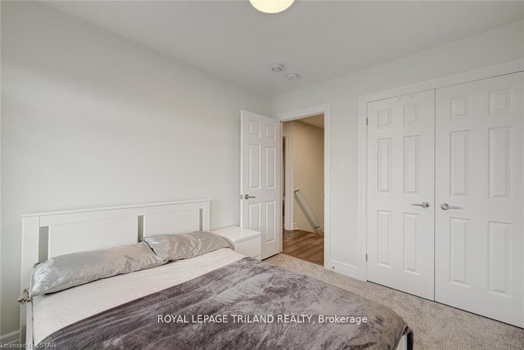 2610 SHEFFIELD Boulevard photo 23