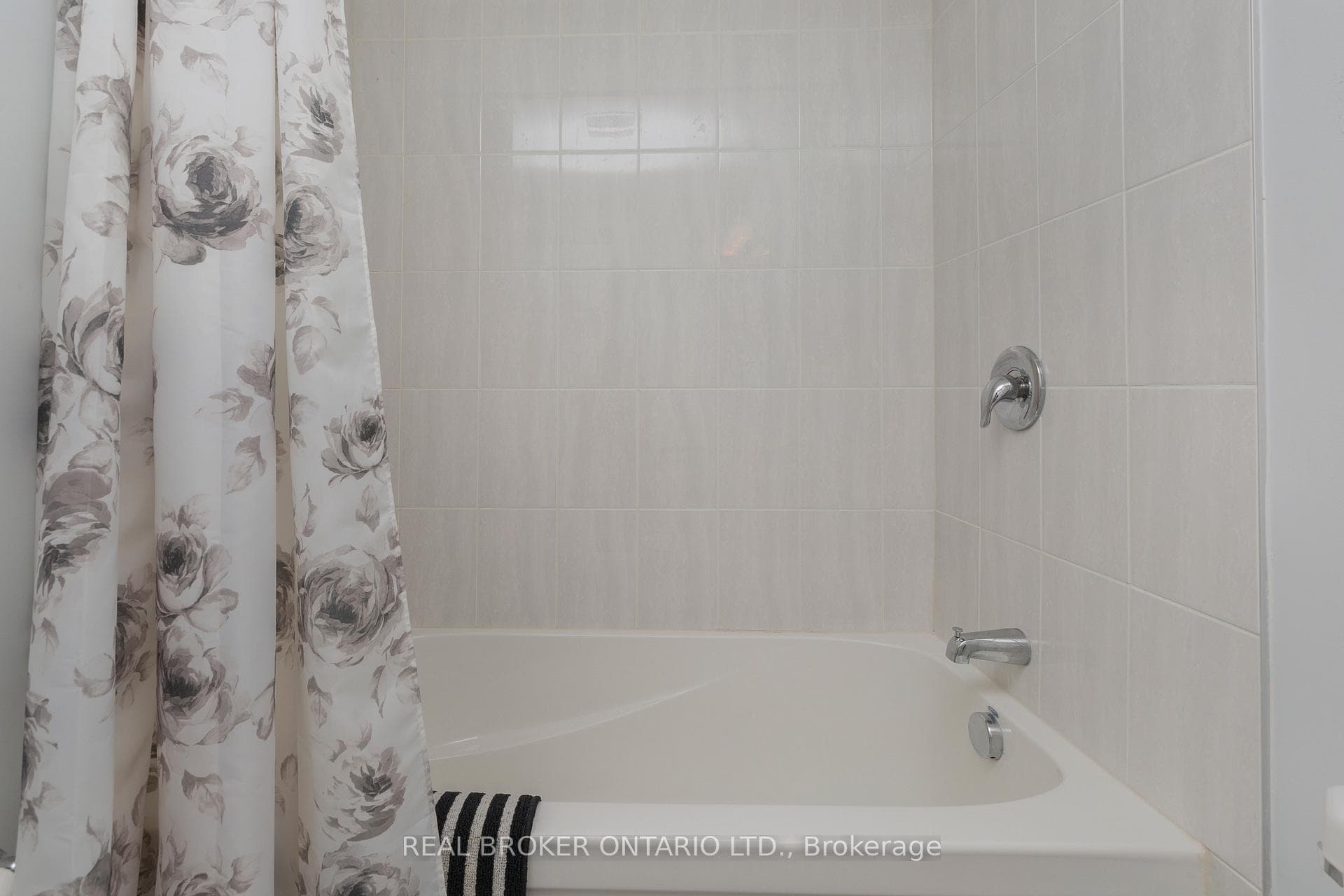 1434 Hemlock Road photo 44
