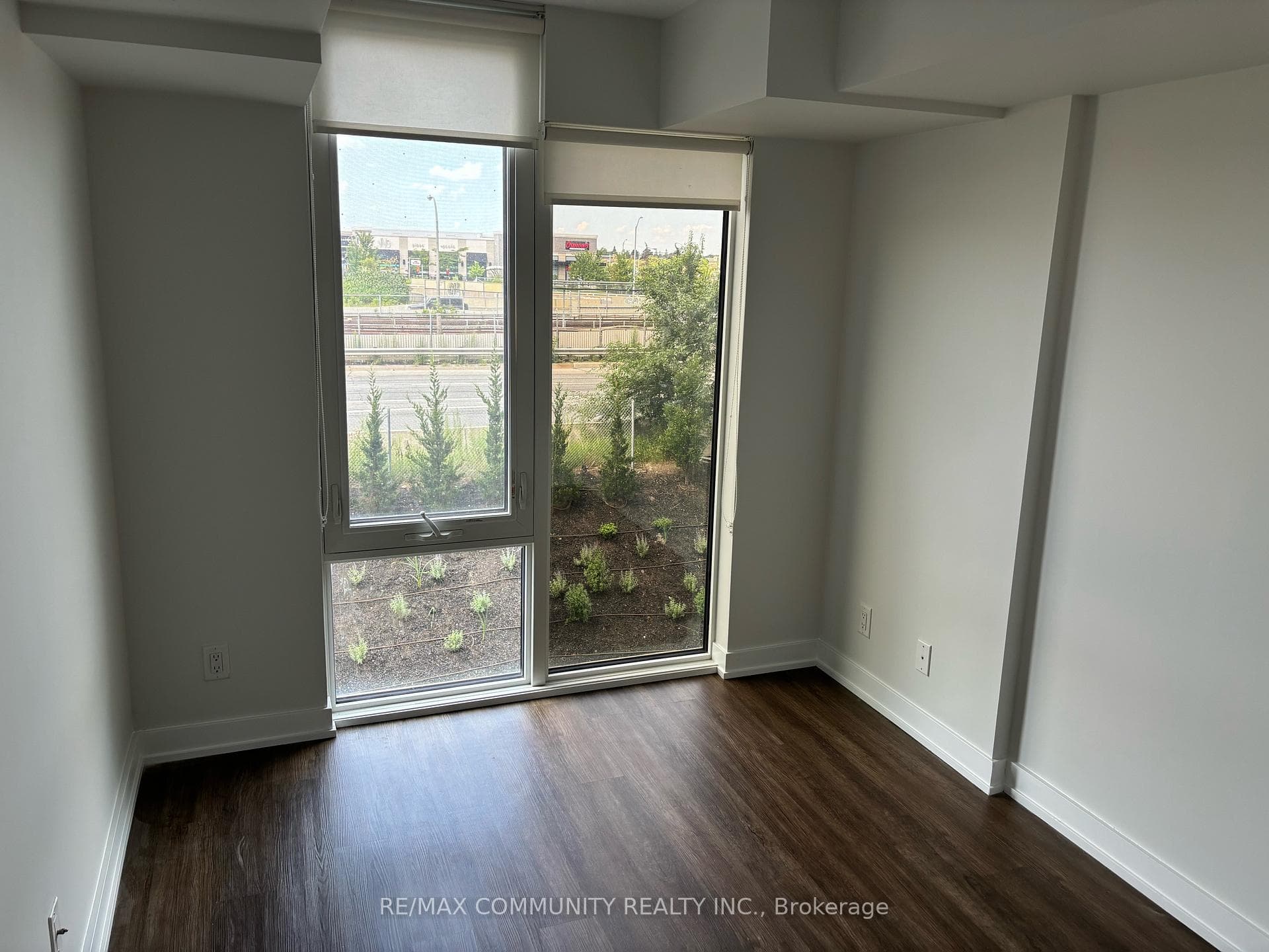 38 Monte Kwinter Court Unit 313 photo 11