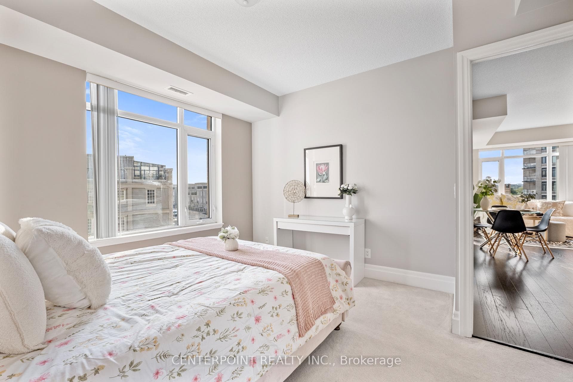 131 Upper Duke Crescent Unit 417 photo 15