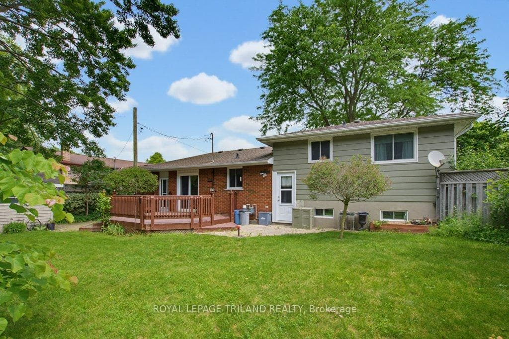 5 Warren Crescent photo 40