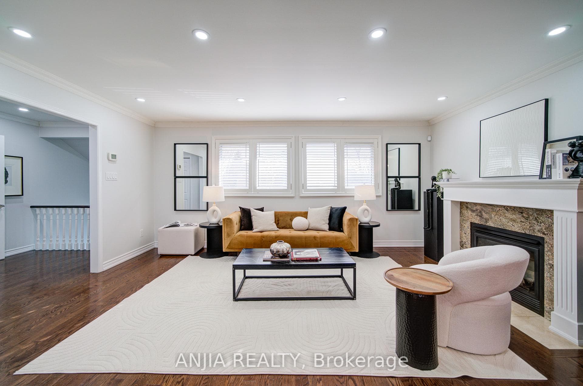 70 Briarwood Road photo 9