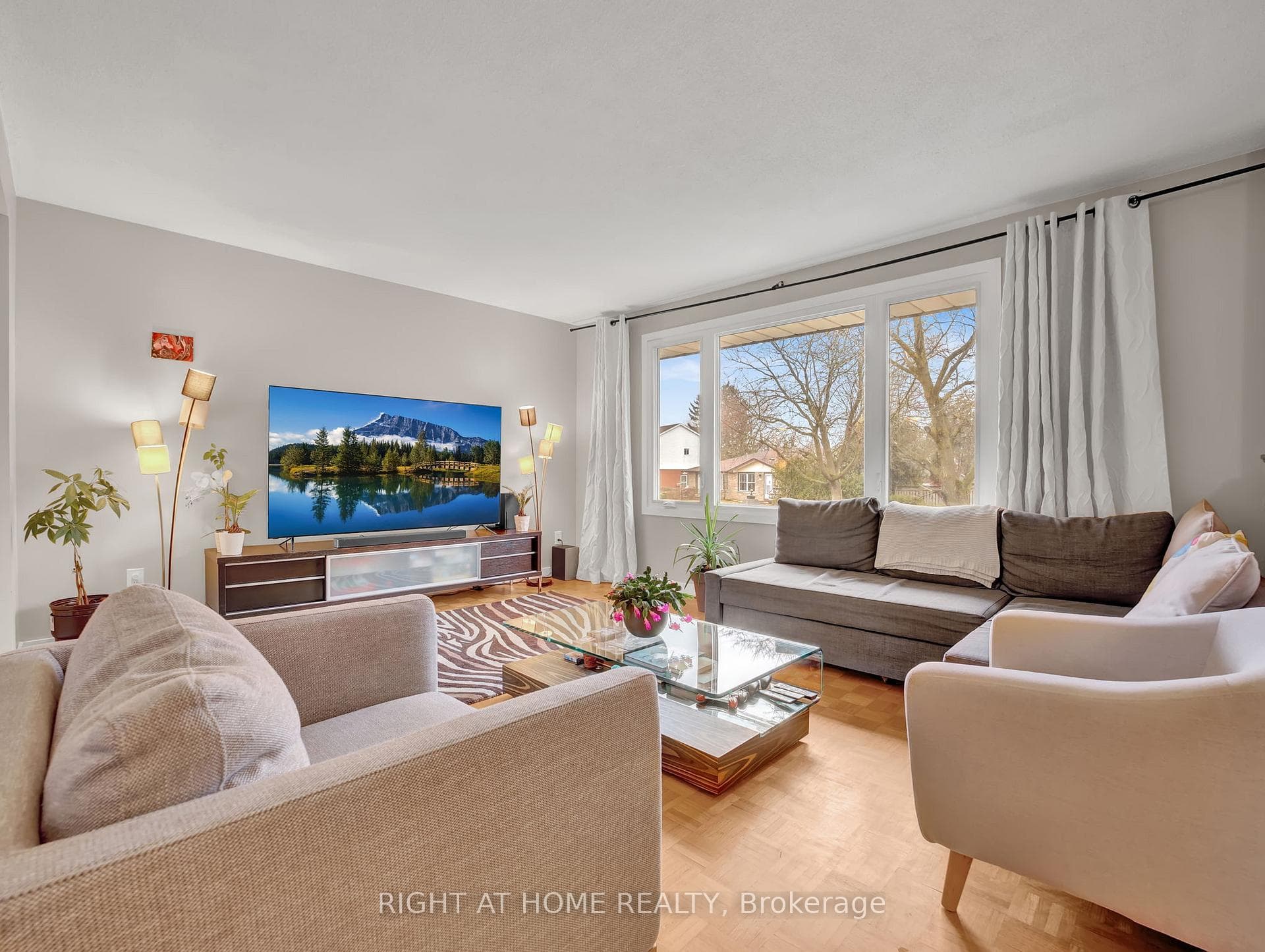 2 CHARTWELL CRES N/A photo 6