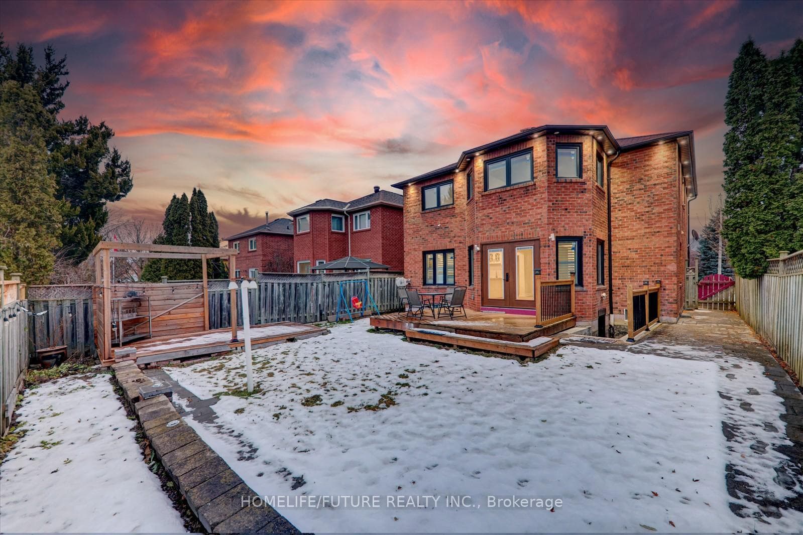 56 Fencerow Drive photo 40