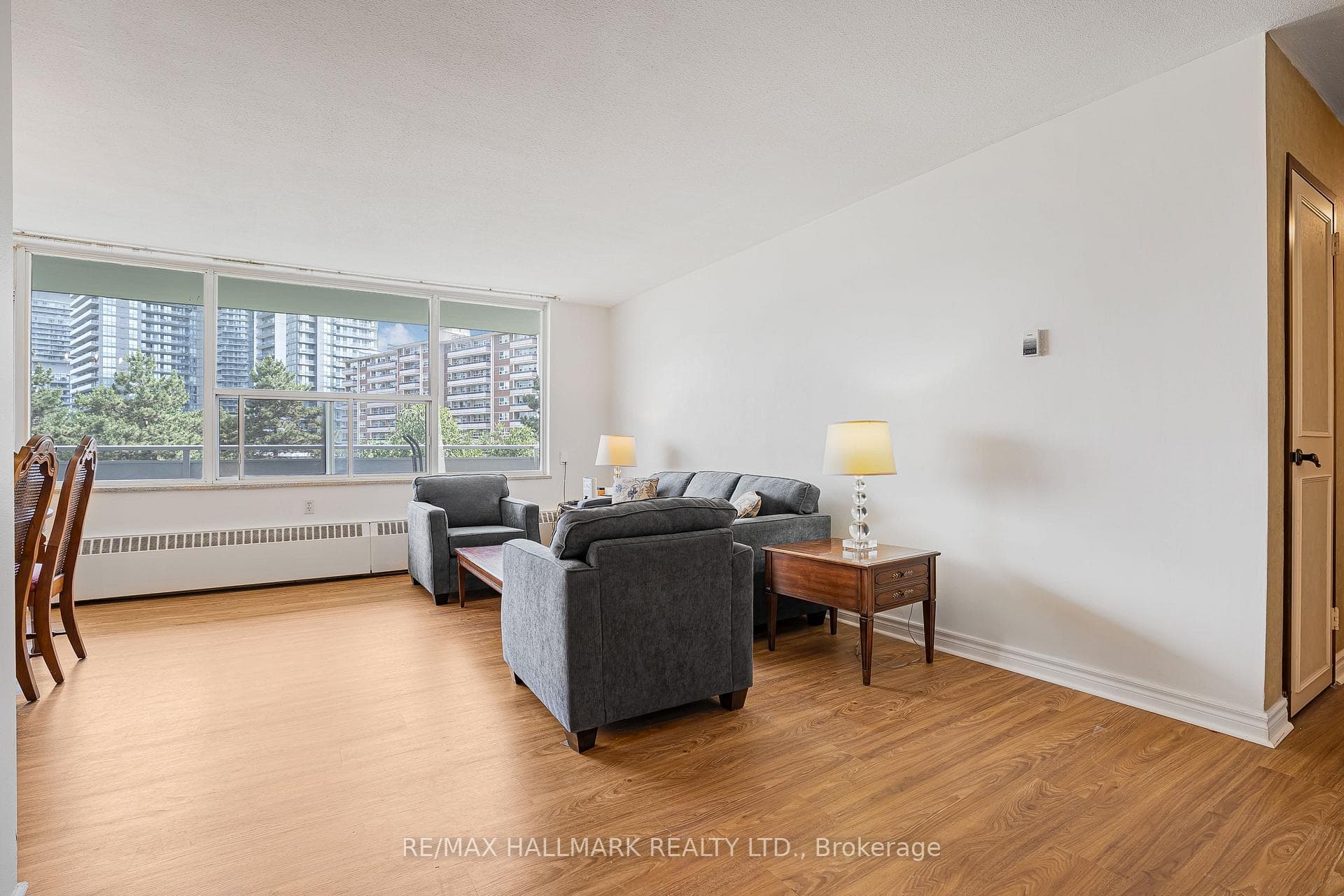 10 Parkway Forest Drive Unit 512 photo 2