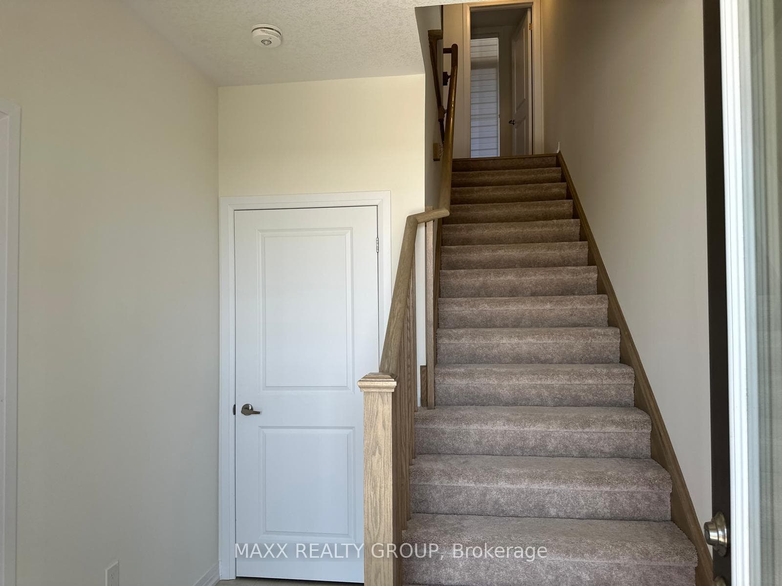 420 Newman Drive Unit 29 photo 4